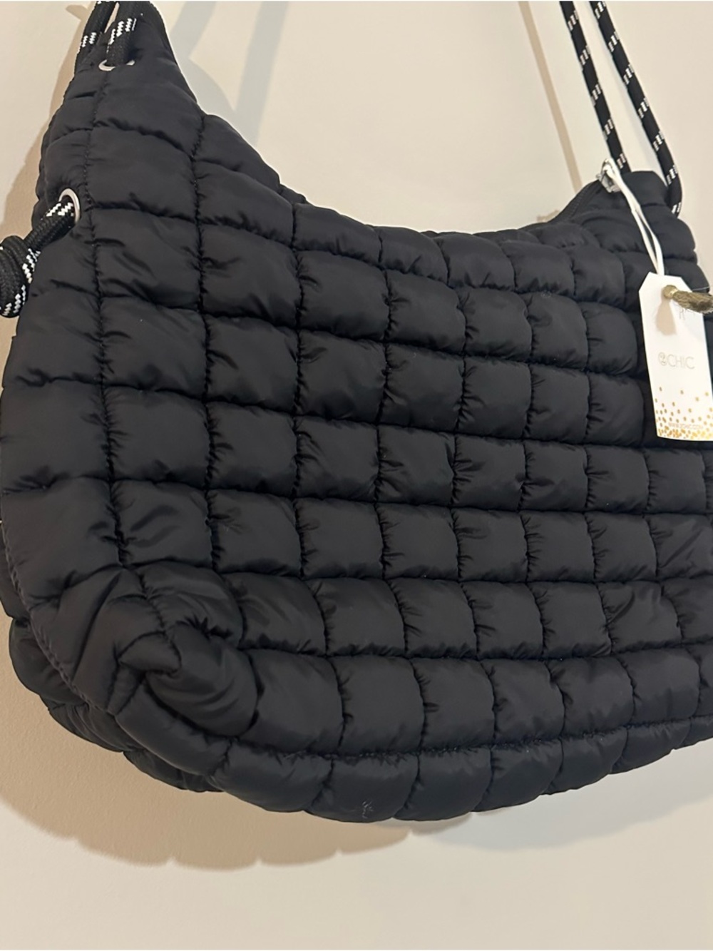 NWT 2CHIC Black Quilted Puffer Shoulder Bag w/ Rope Strap - Picture 6 of 10